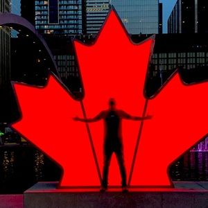 Meet your Posher, Saqib